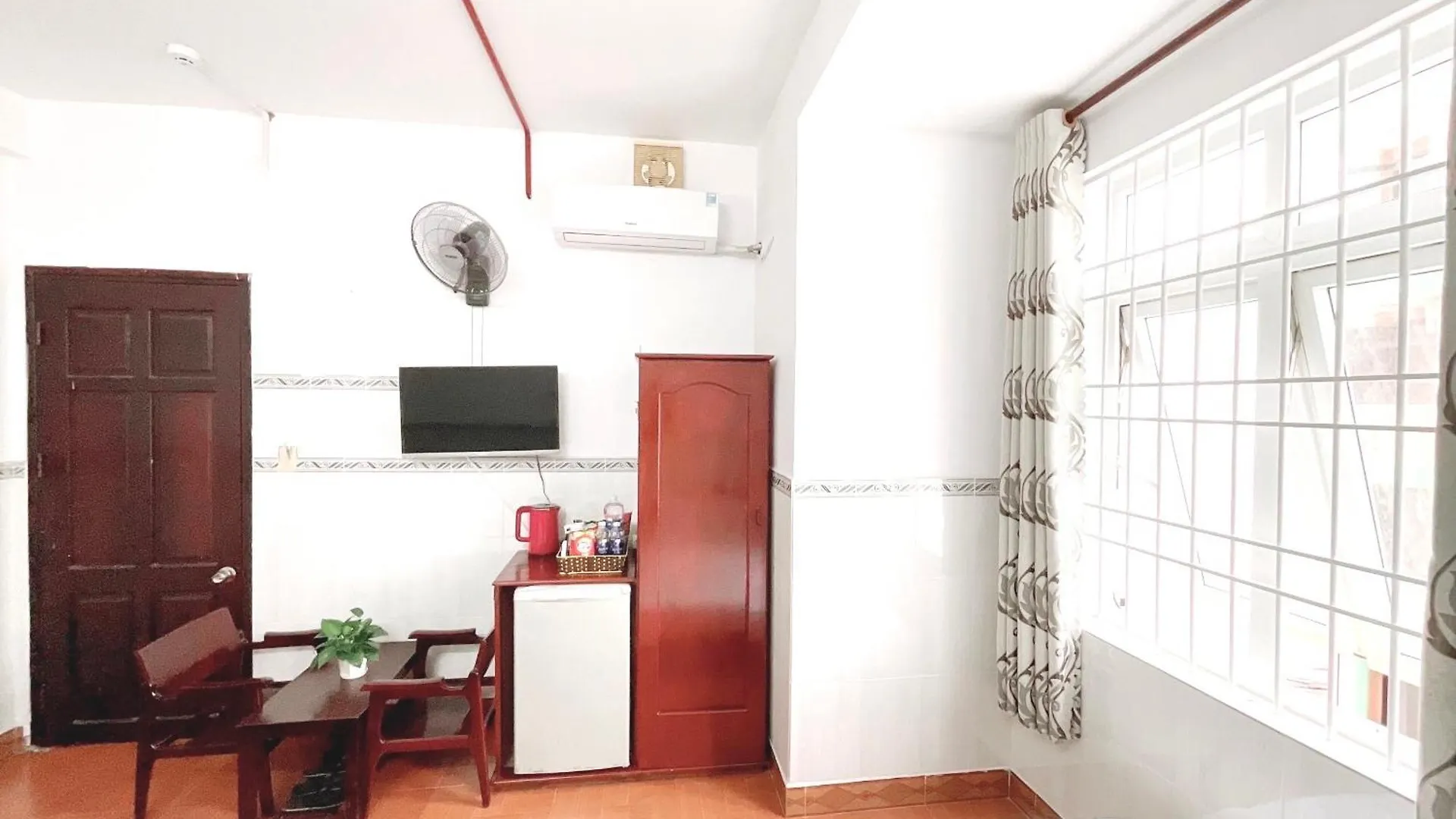 Hotel Anh Quan Vũng Tàu 0*,